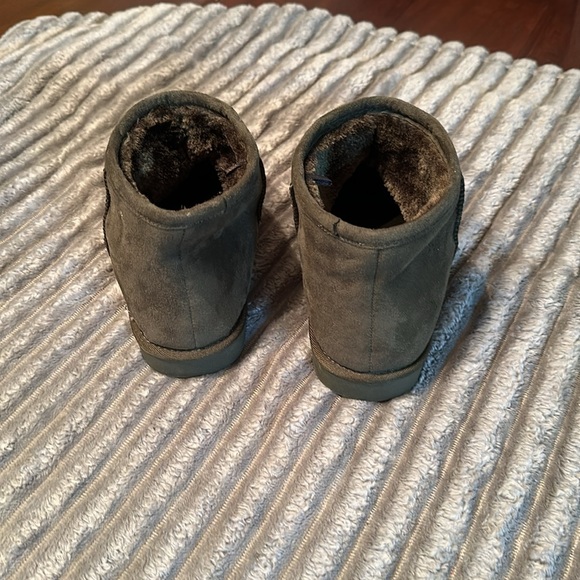 Arizona Flat Heel Winter Ankle Boots- size 10 - Picture 4 of 9